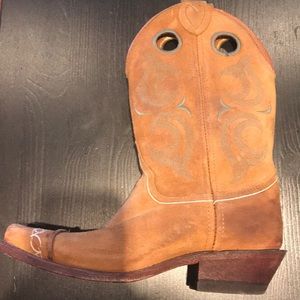 Justin cowboy boots
